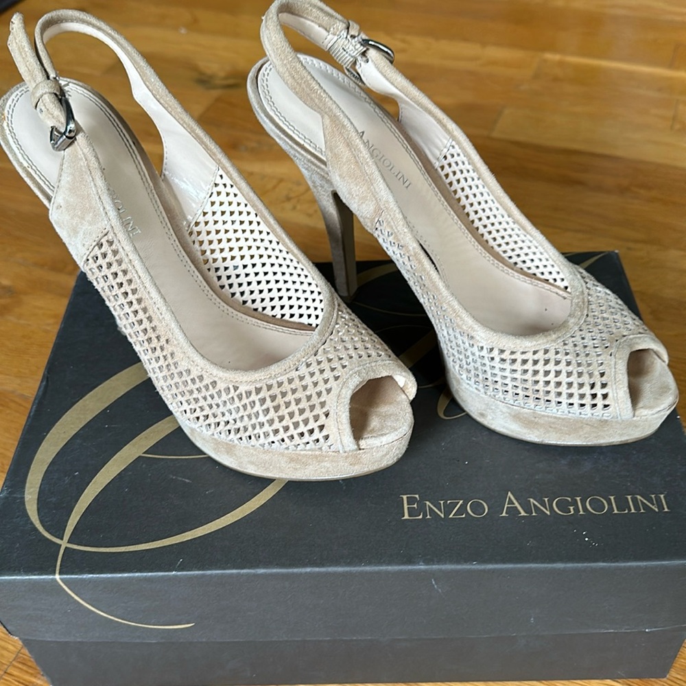 Enzo Angiolini high heels suede tan shoes